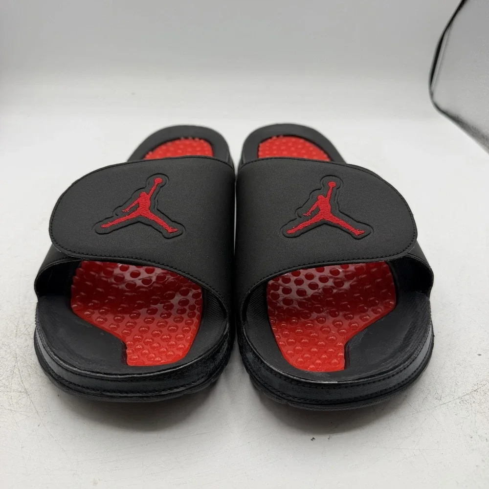 Nike Air Jordan Hydro V Retro Slide Sandals Mens Sz 11 Black/Fire Red 555501-012